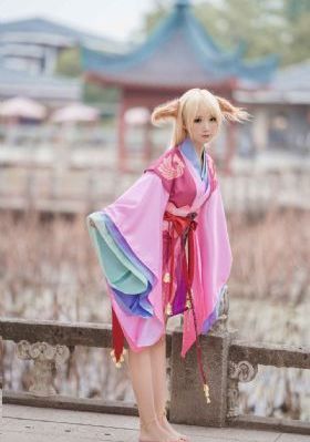 女朋友的后妈